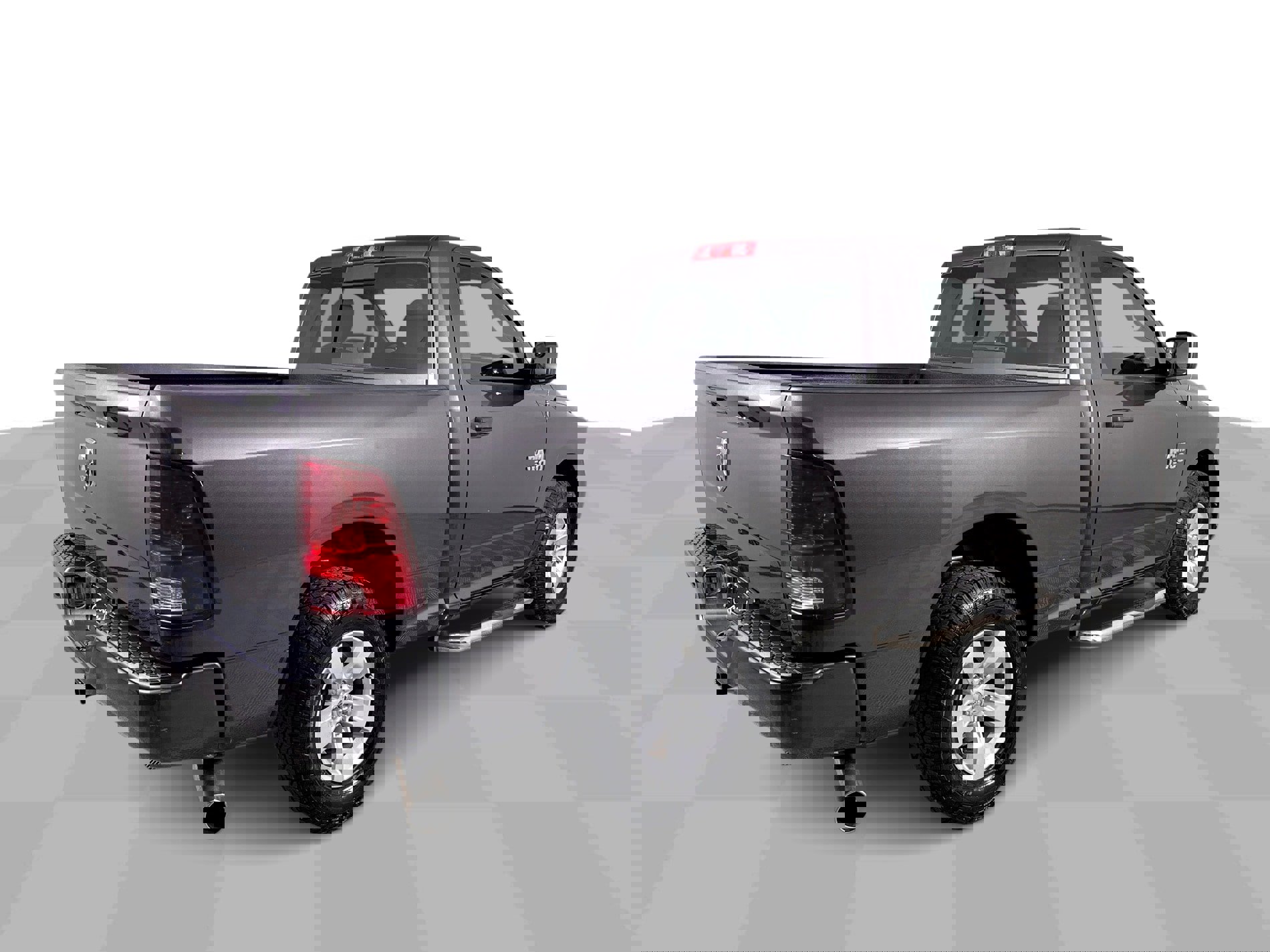 Used 2018 RAM 1500 Express image 44