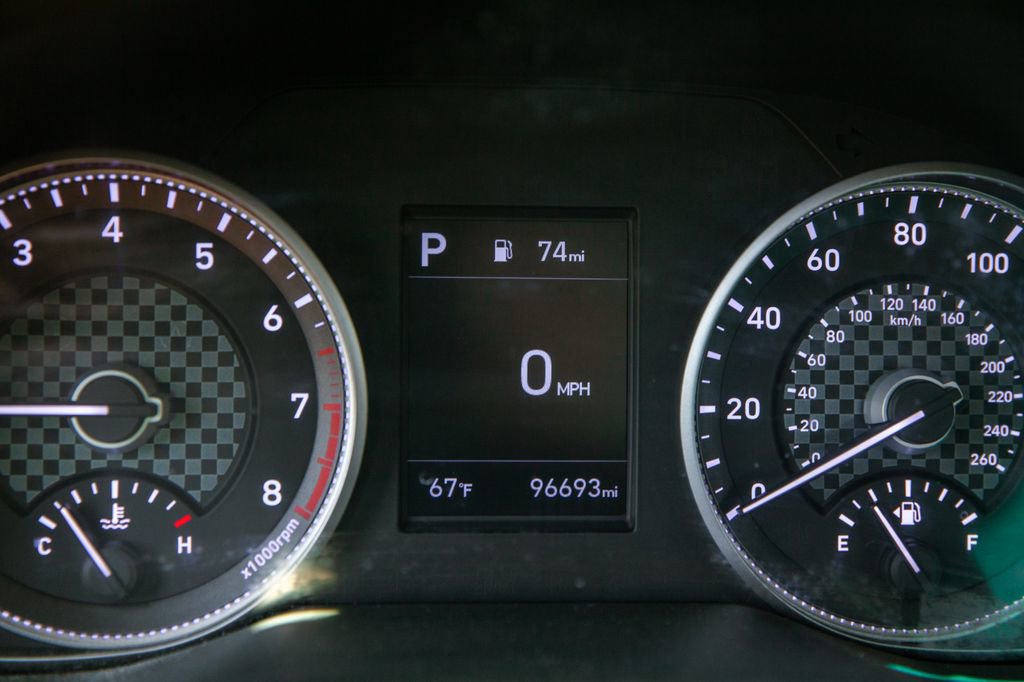 Used 2020 Hyundai Elantra SEL FWD image 18