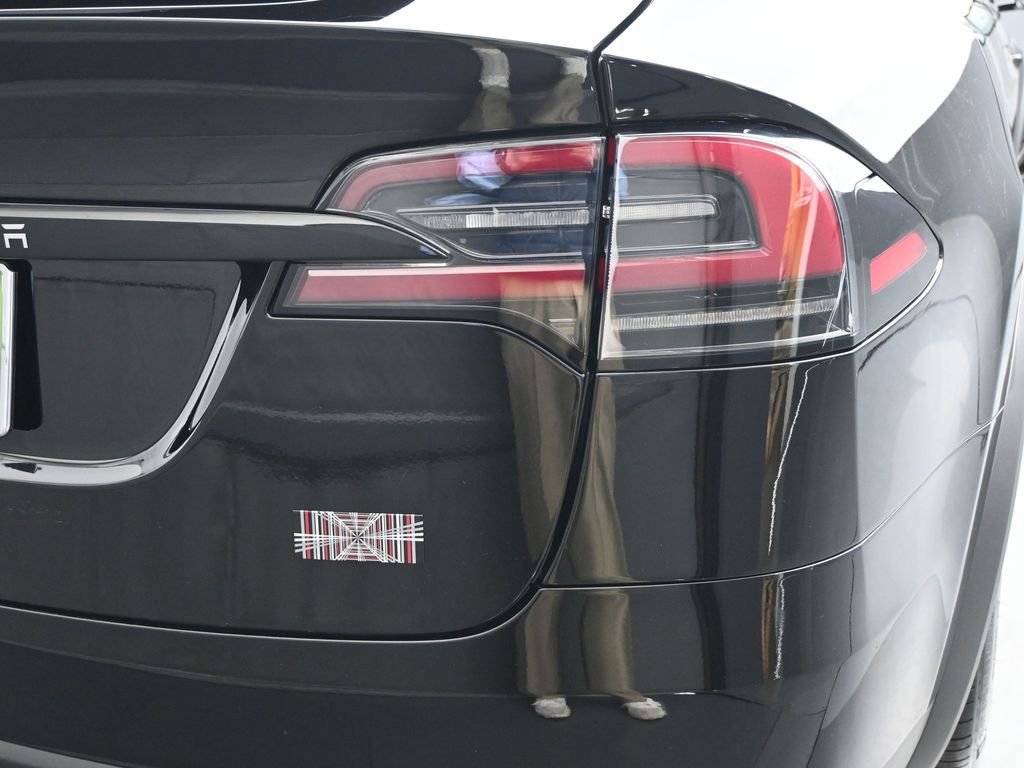 Used 2023 Tesla Model X Plaid image 10