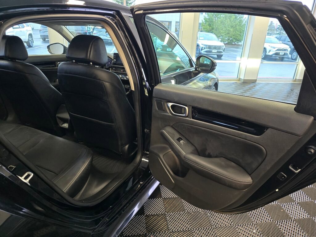 Used 2022 Honda Civic Touring image 41