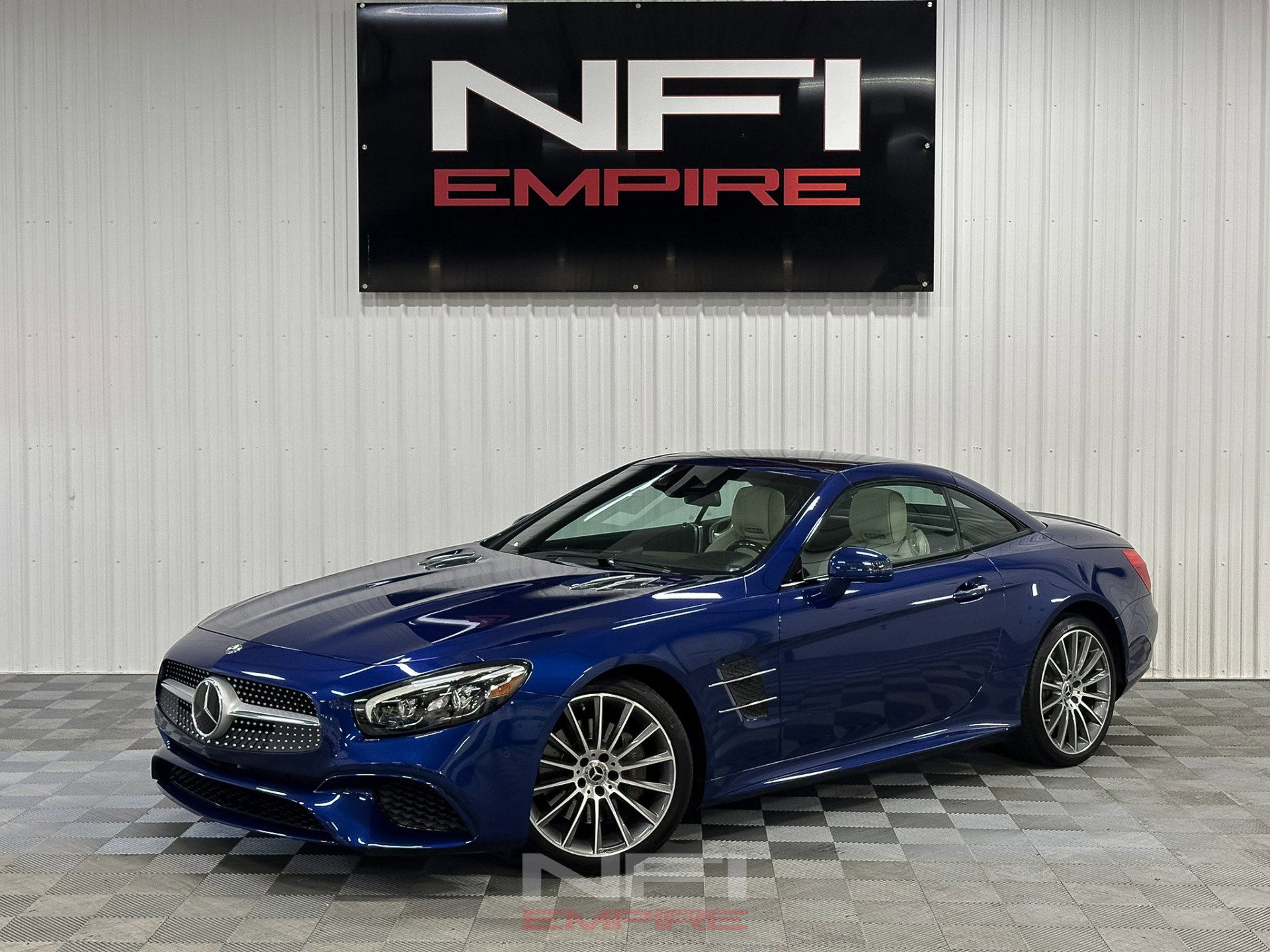 Used 2018 Mercedes-Benz SL 450 image 2
