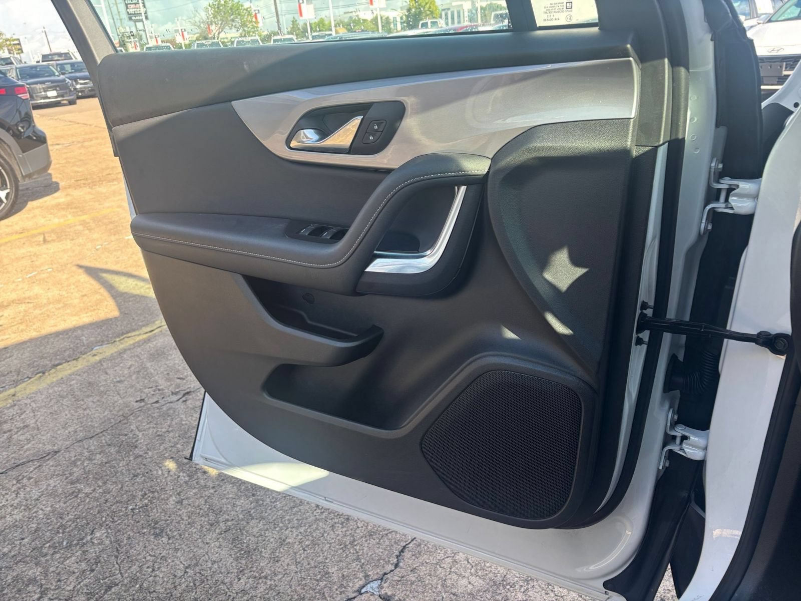 Used 2026 Chevrolet Blazer LT FWD image 18