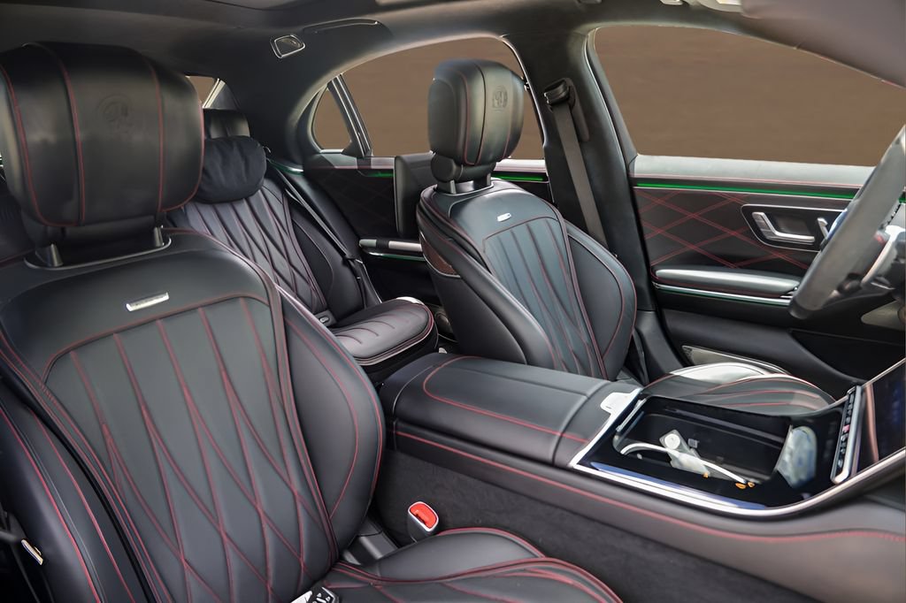 Used 2024 Mercedes-Benz S 63 AMG S image 30