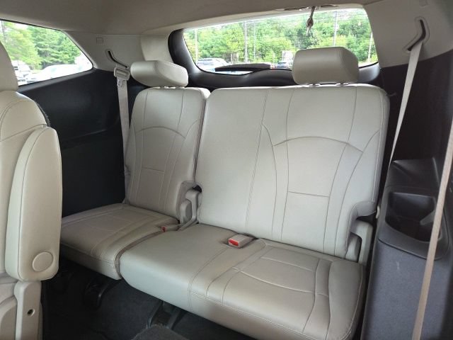 Used 2020 Buick Enclave Essence FWD image 22