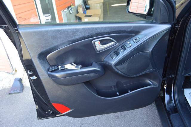 Used 2012 Hyundai Tucson GLS AWD/4WD image 29