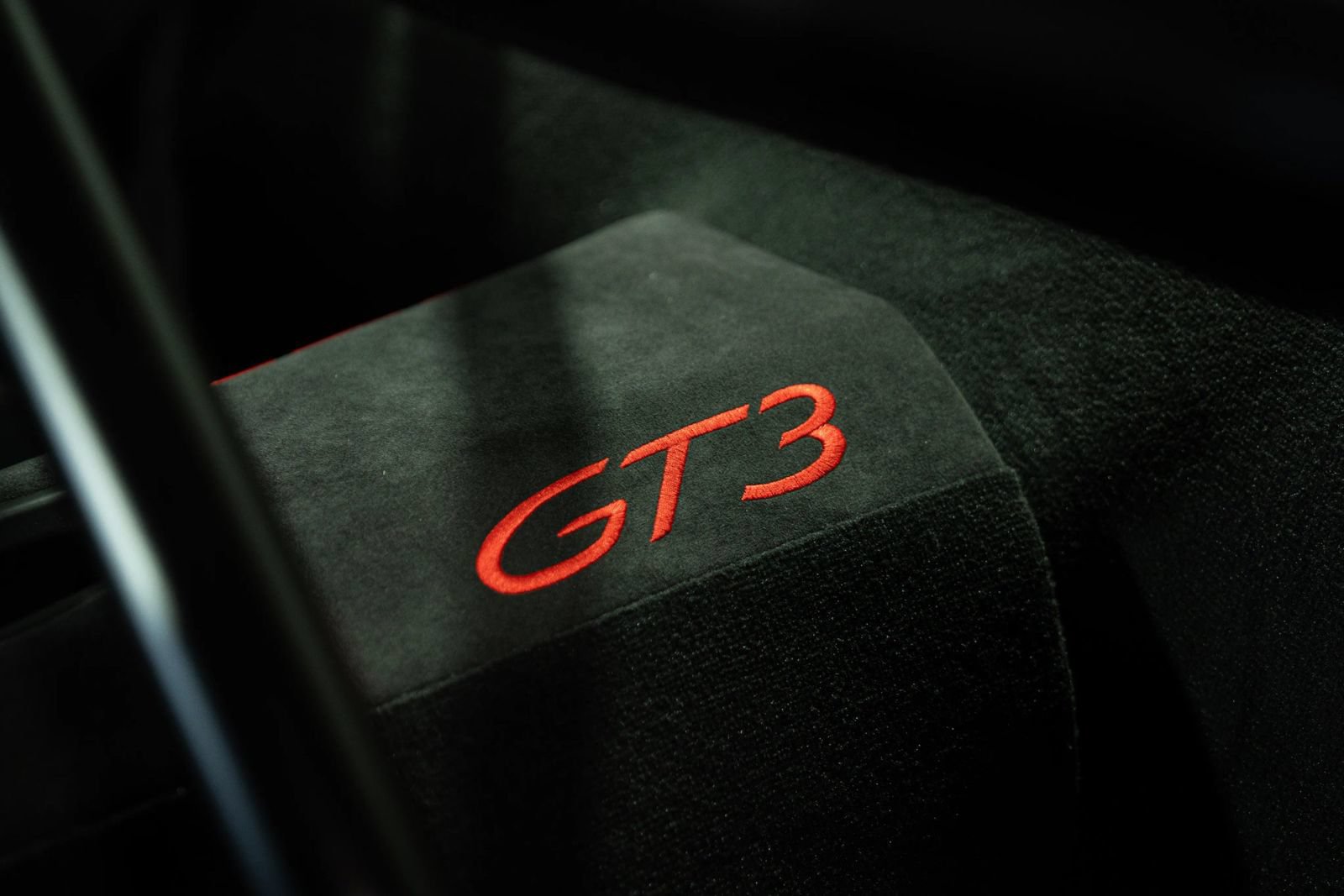 Used 2018 Porsche 911 GT3 RWD image 17