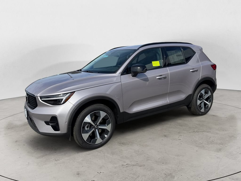 New 2026 Volvo XC40 B5 Plus w/ Protection Package Premier AWD/4WD image 2