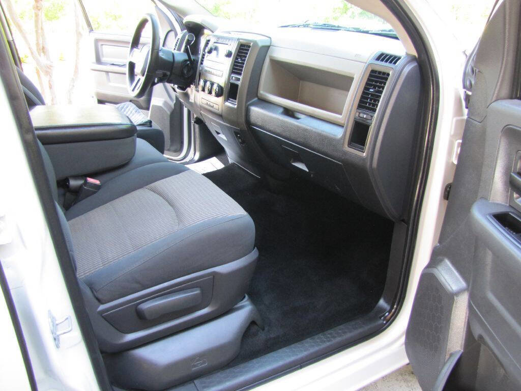 Used 2011 RAM 3500 ST w/ ST Popular Equipment Group RWD image 20