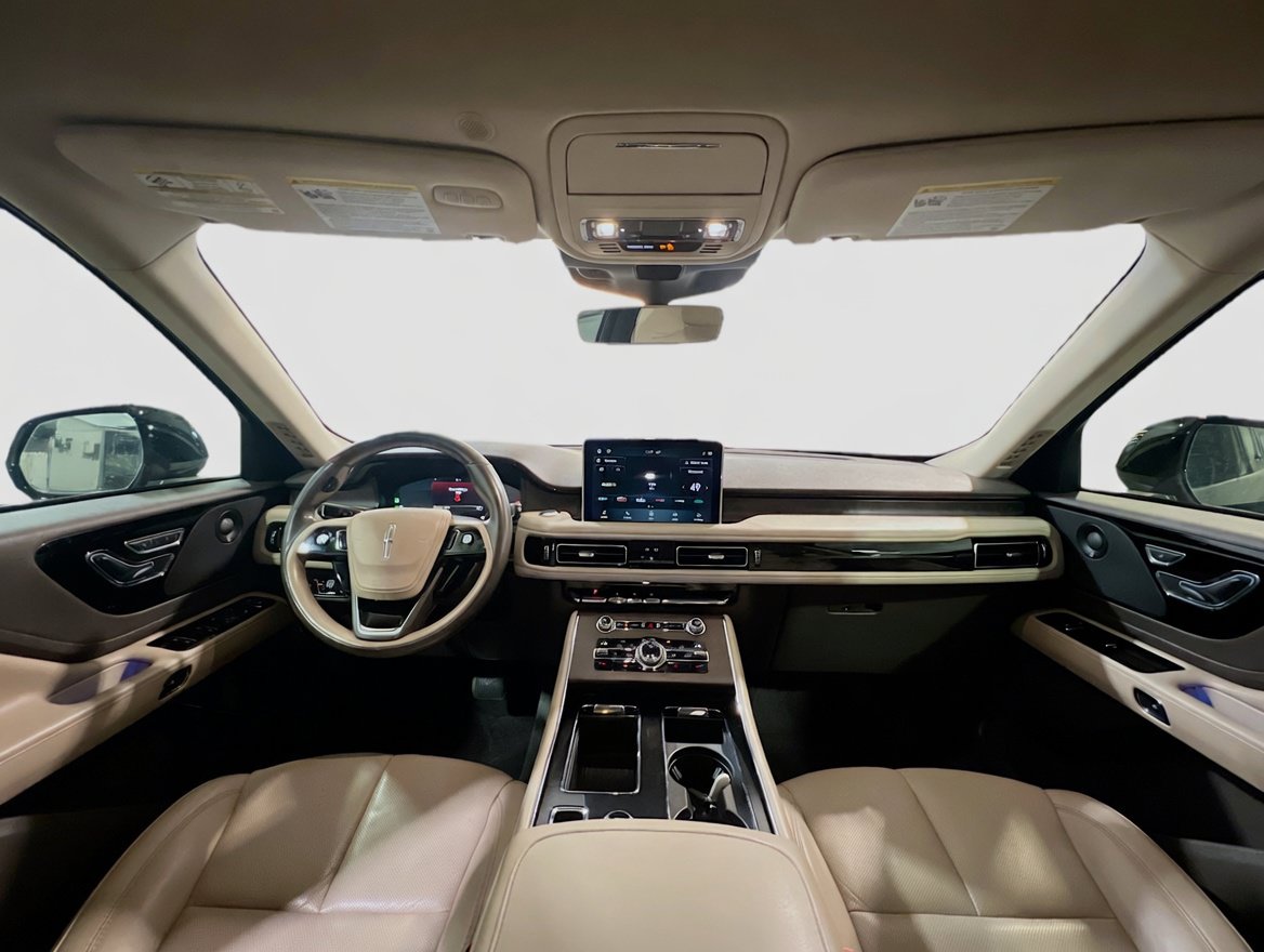 Used 2020 Lincoln Aviator Reserve AWD/4WD image 17