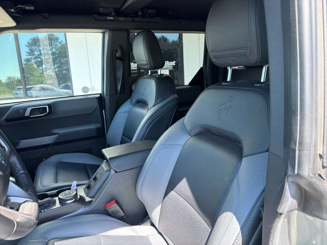 Used 2023 Ford Bronco Black Diamond w/ Sasquatch Package image 3