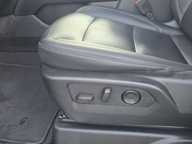 Used 2024 Chevrolet Tahoe LT RWD image 12