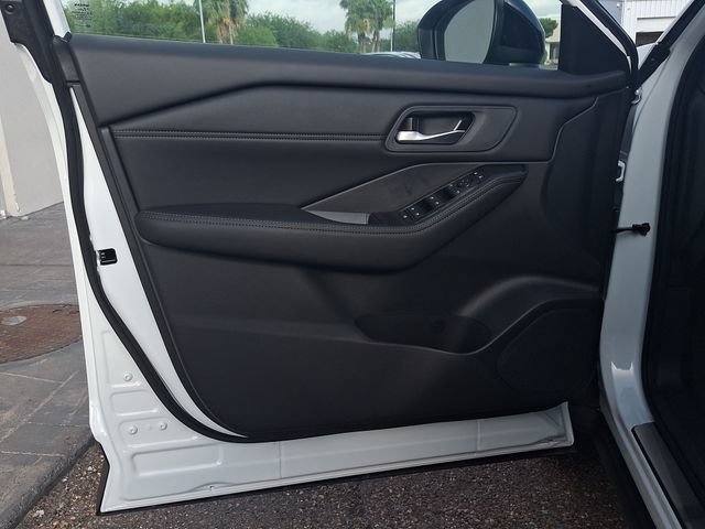 Certified 2026 Nissan Rogue Dark Armor AWD/4WD image 11
