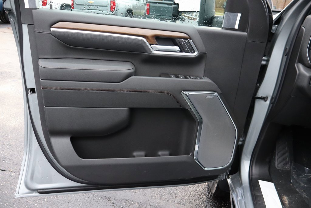 New 2026 Chevrolet Silverado 3500 High Country w/ Technology Package image 3