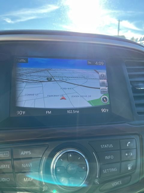 Used 2018 Nissan Pathfinder Platinum AWD/4WD image 43