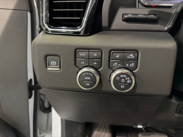 Used 2025 GMC Sierra 2500 Denali Ultimate w/ Max Trailering Package AWD/4WD image 28