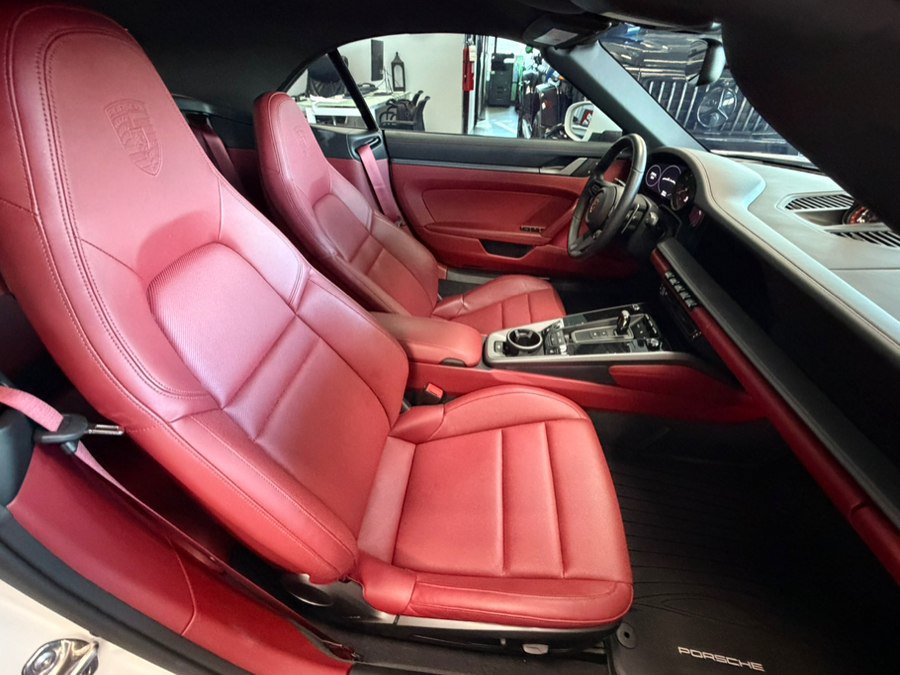 Used 2024 Porsche 911 Carrera 4S AWD/4WD image 60