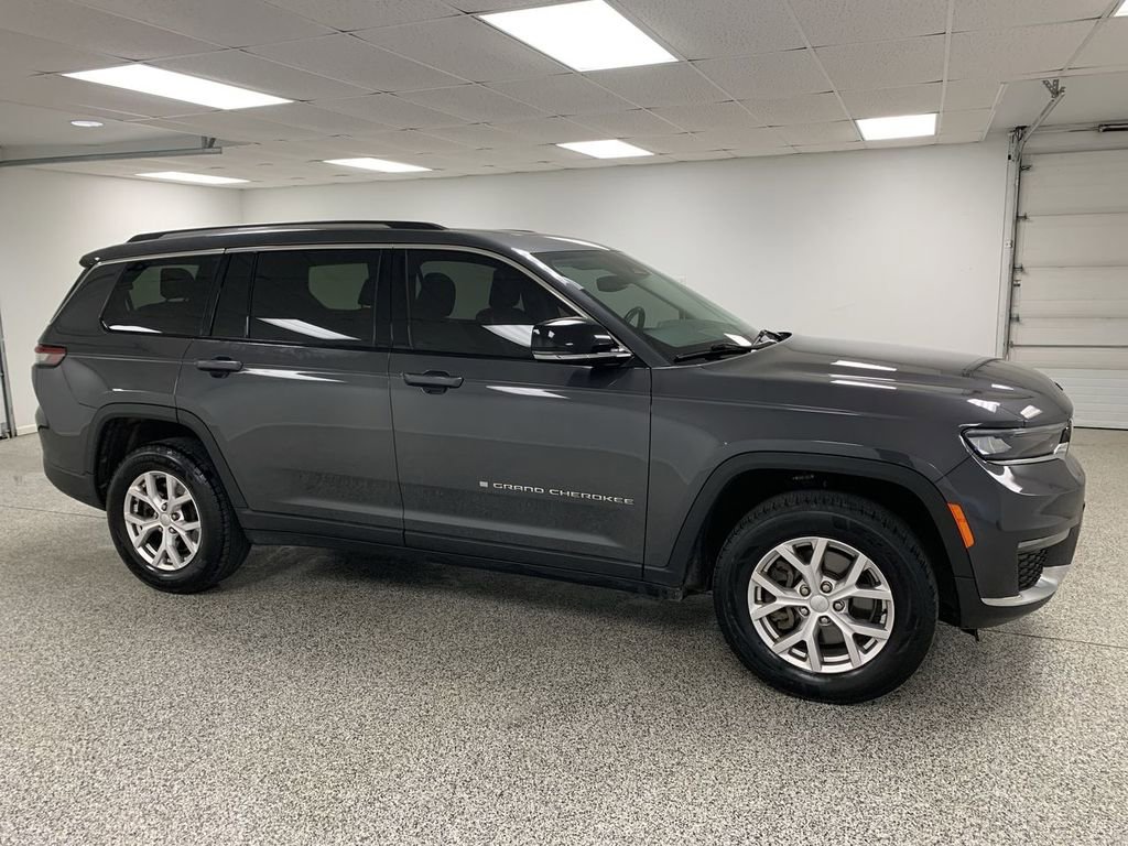 Used 2021 Jeep Grand Cherokee L Limited AWD/4WD image 1