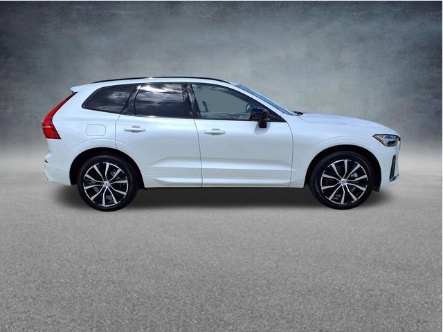 Used 2025 Volvo XC60 B5 Plus AWD/4WD image 9