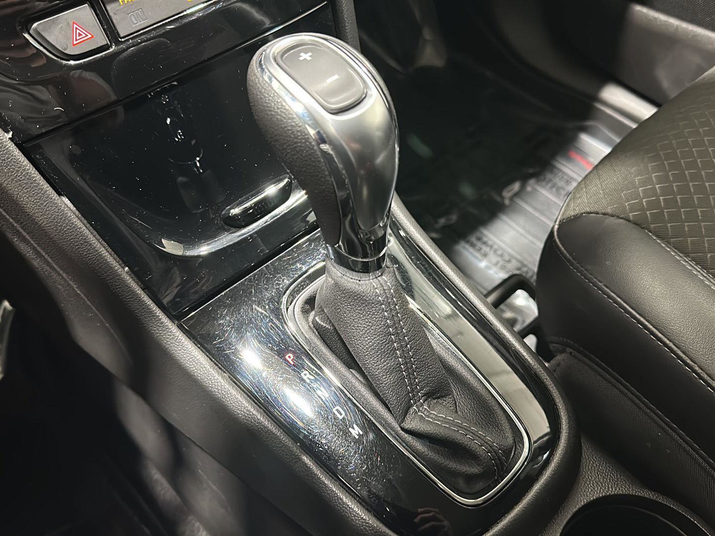 Used 2018 Buick Encore Preferred AWD/4WD image 13