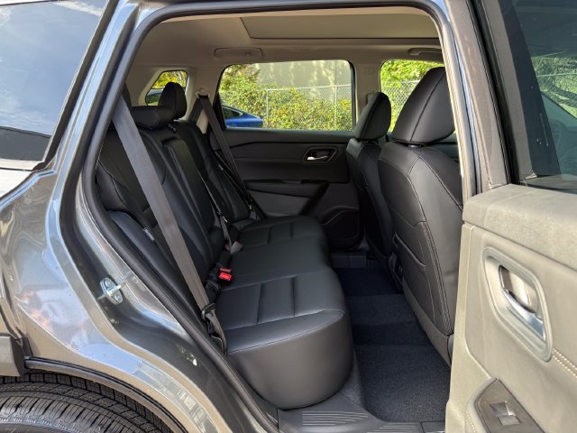 New 2026 Nissan Rogue Dark Armor AWD/4WD image 10
