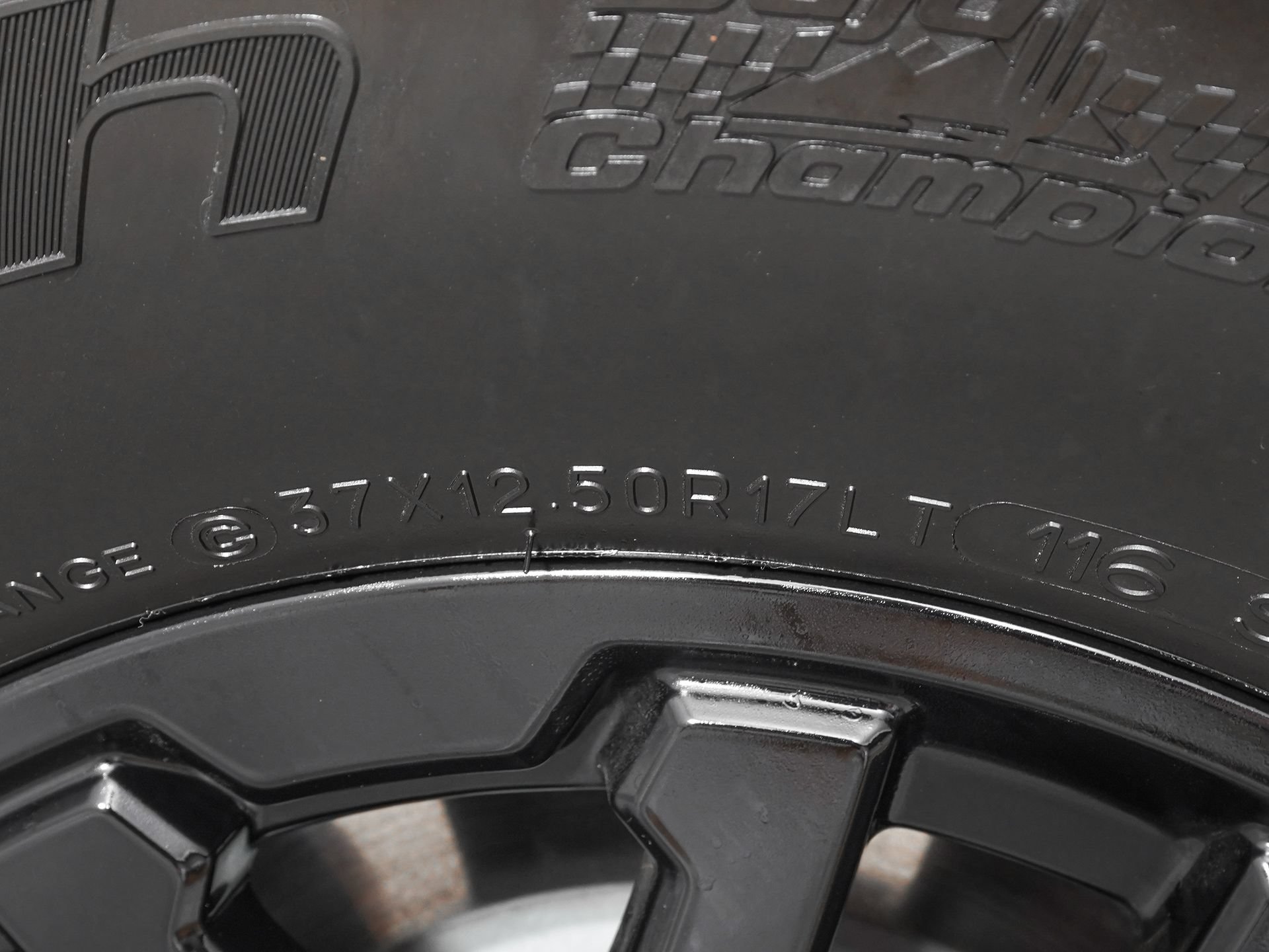 Used 2024 Ford Bronco Raptor w/ Interior Carbon Fiber Pack 6 AWD/4WD image 30