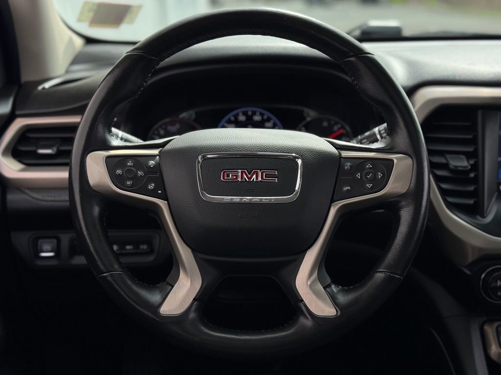 Used 2020 GMC Acadia Denali w/ Denali Ultimate Package AWD/4WD image 14