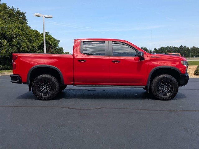 Used 2024 Chevrolet Silverado 1500 ZR2 AWD/4WD image 8
