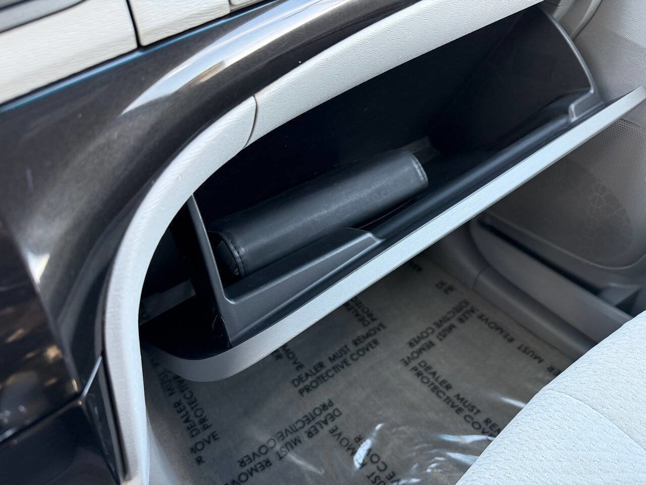 Used 2014 Toyota Sienna LE image 19