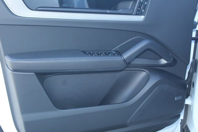 Certified 2025 Porsche Cayenne Base image 22