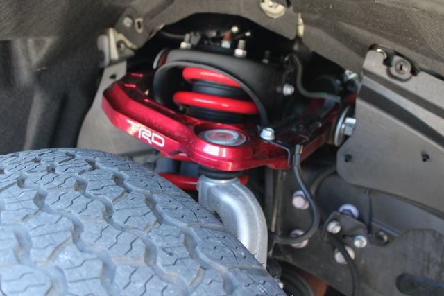 Used 2024 Toyota Tacoma TRD Pro AWD/4WD image 17