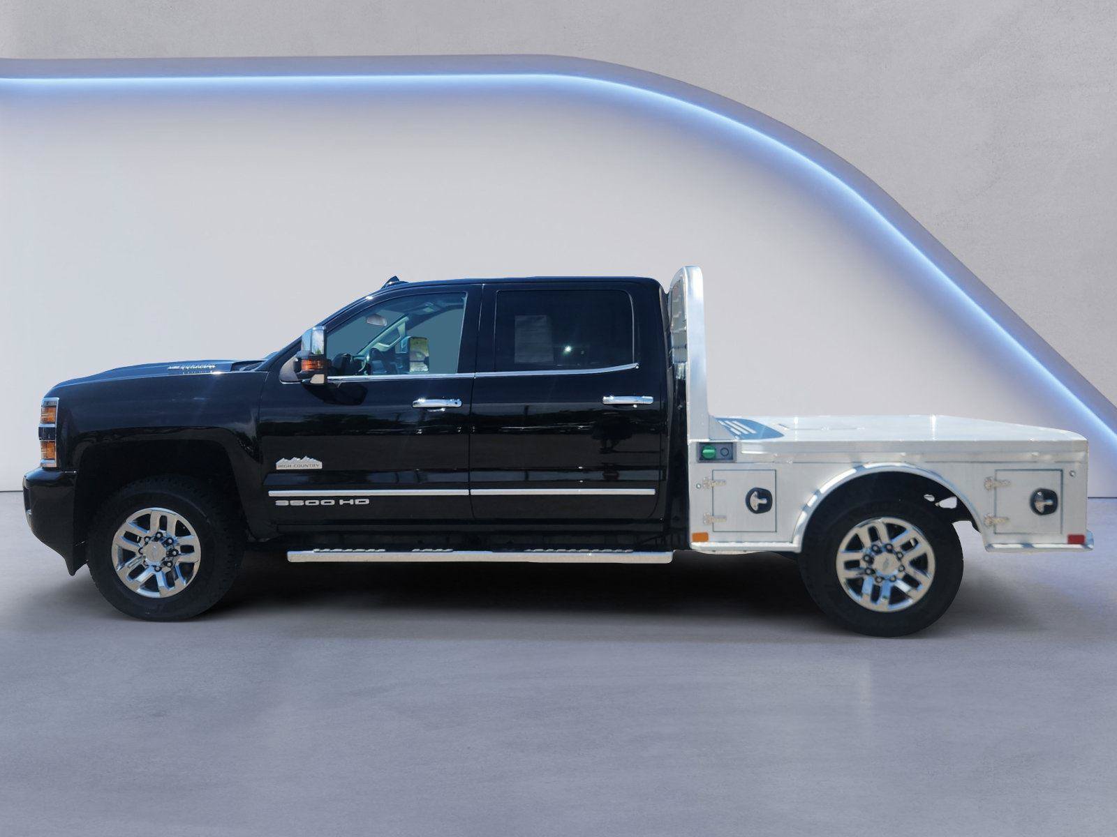 Used 2018 Chevrolet Silverado 3500 High Country w/ Duramax Plus Package AWD/4WD image 6