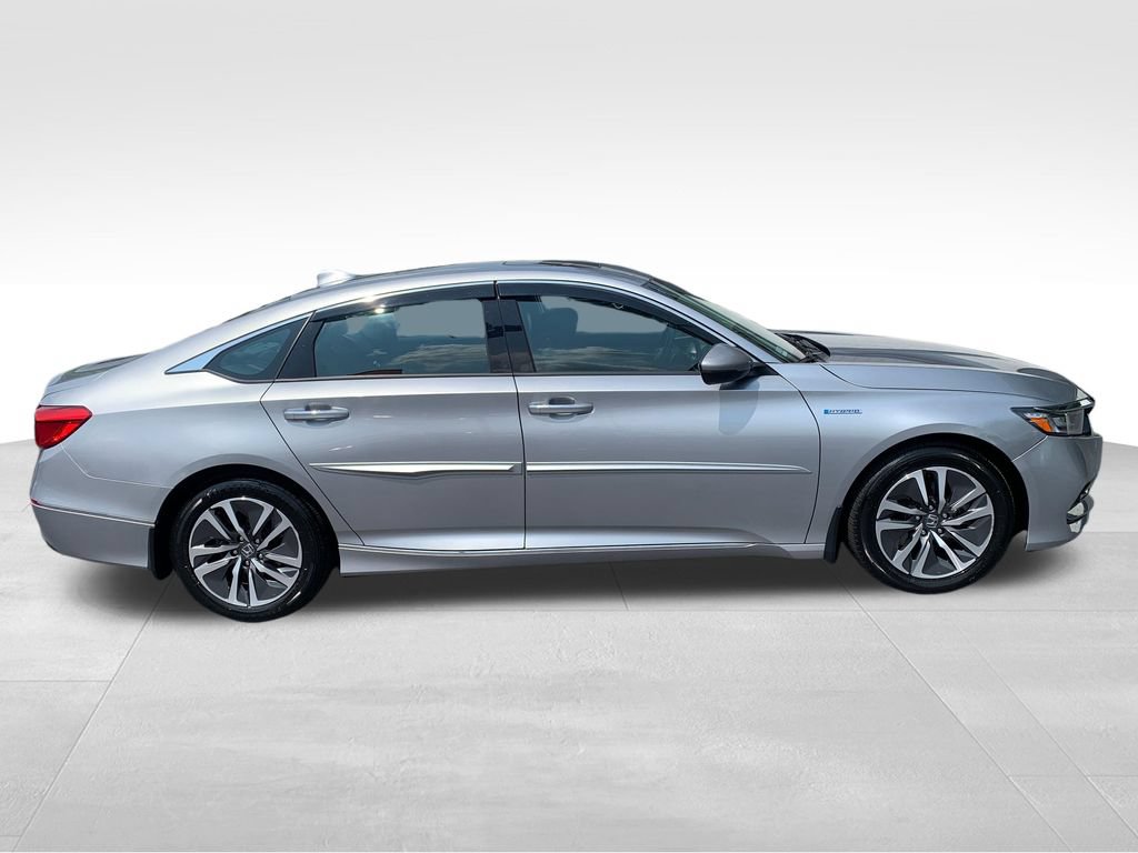 Used 2018 Honda Accord Touring image 6