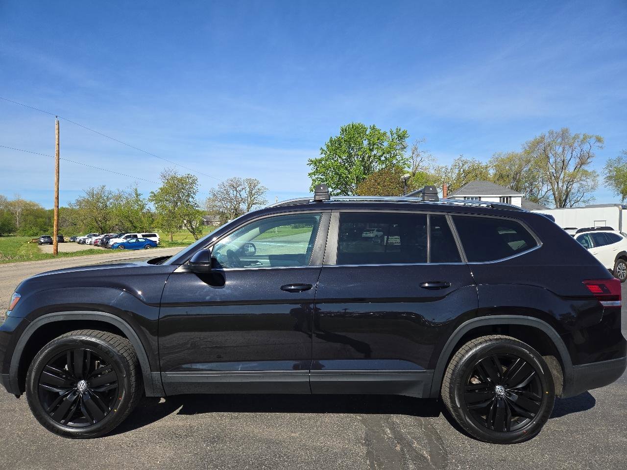 Used 2018 Volkswagen Atlas SE FWD image 2