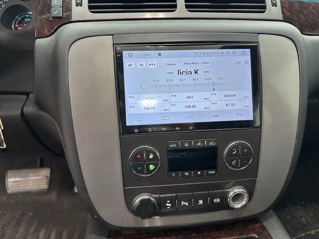 Used 2011 GMC Sierra 3500 Denali w/ Suspension Package, Off-Road image 18