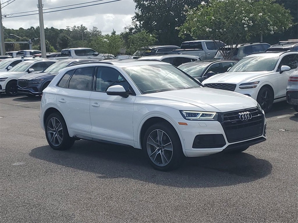 Used 2020 Audi Q5 Prestige image 3