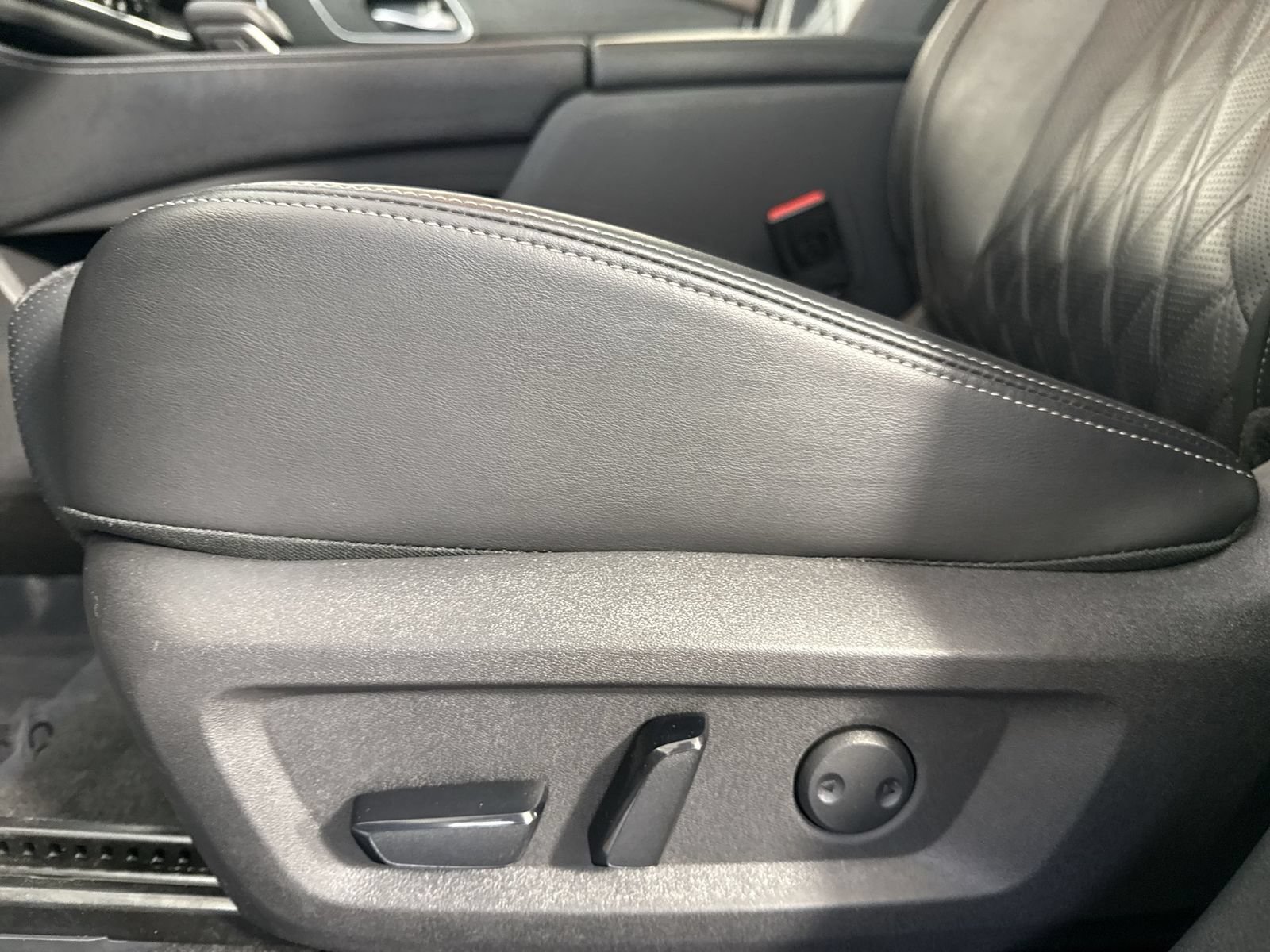 Certified 2023 Nissan Rogue Platinum AWD/4WD image 24