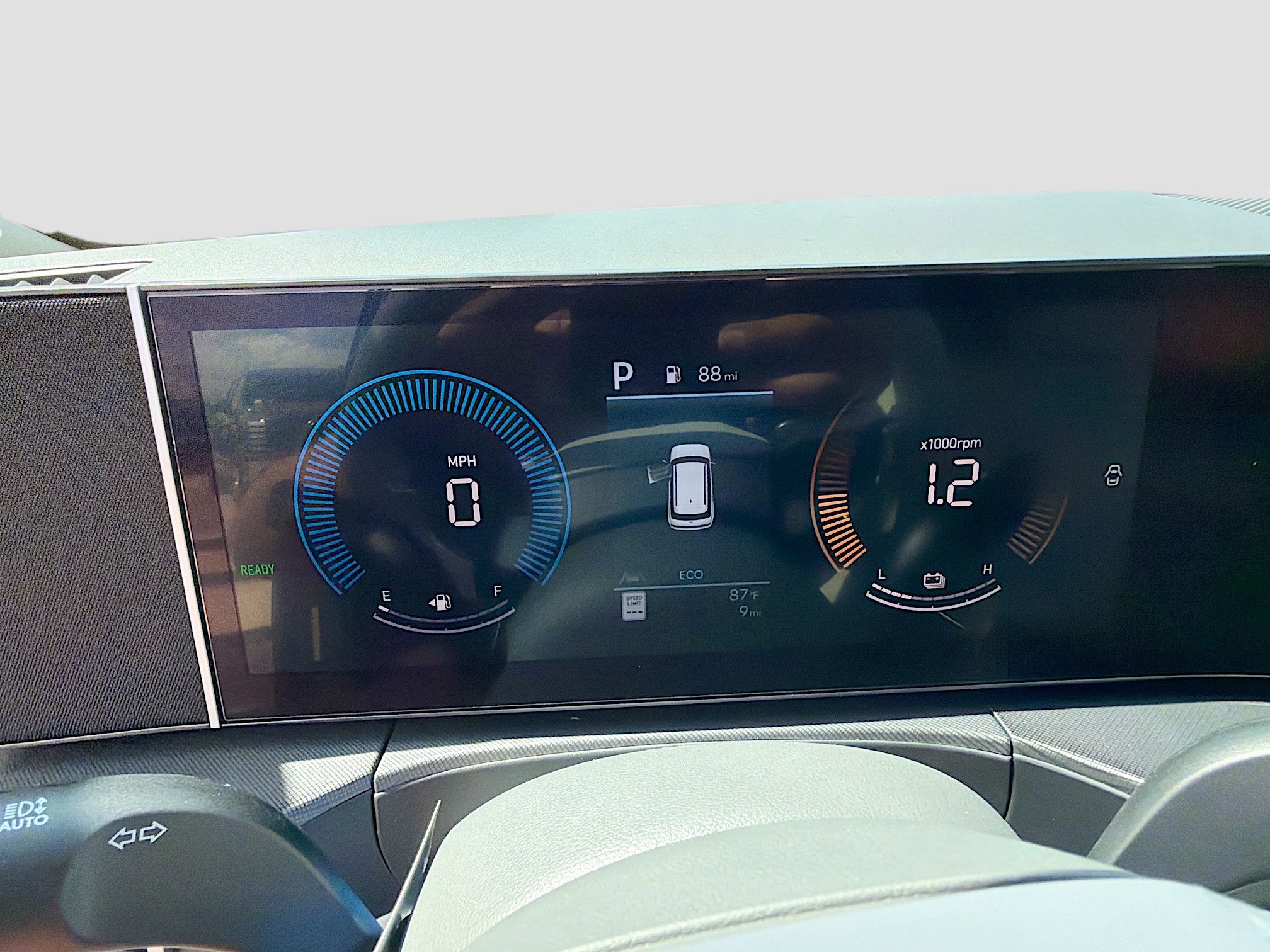 New 2026 Hyundai Santa Fe SE FWD image 37