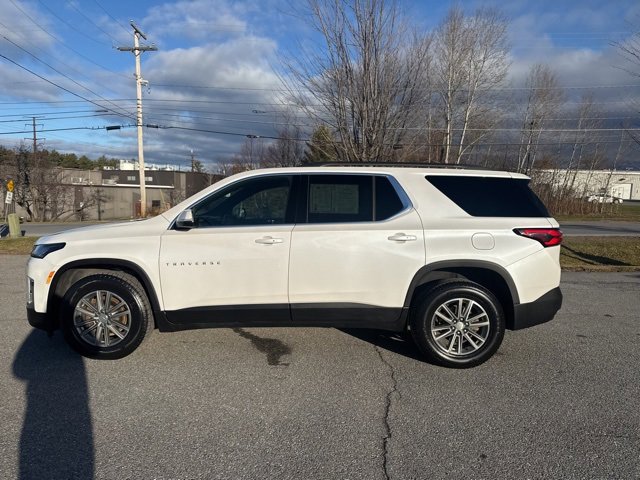Used 2023 Chevrolet Traverse LT image 3