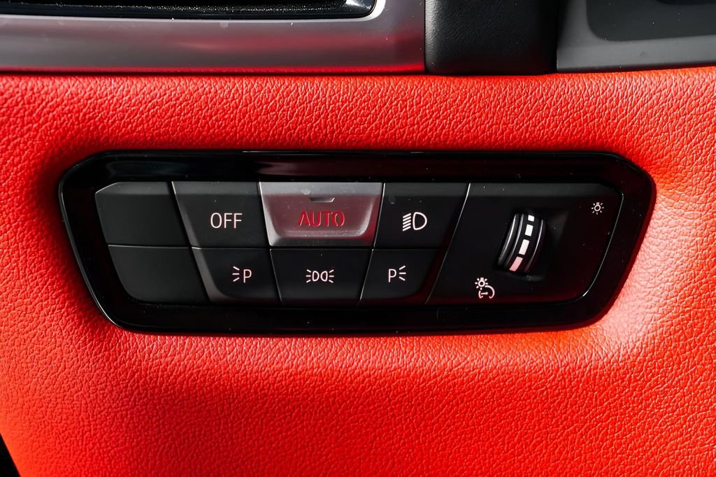 Used 2023 BMW M850i xDrive Coupe image 35