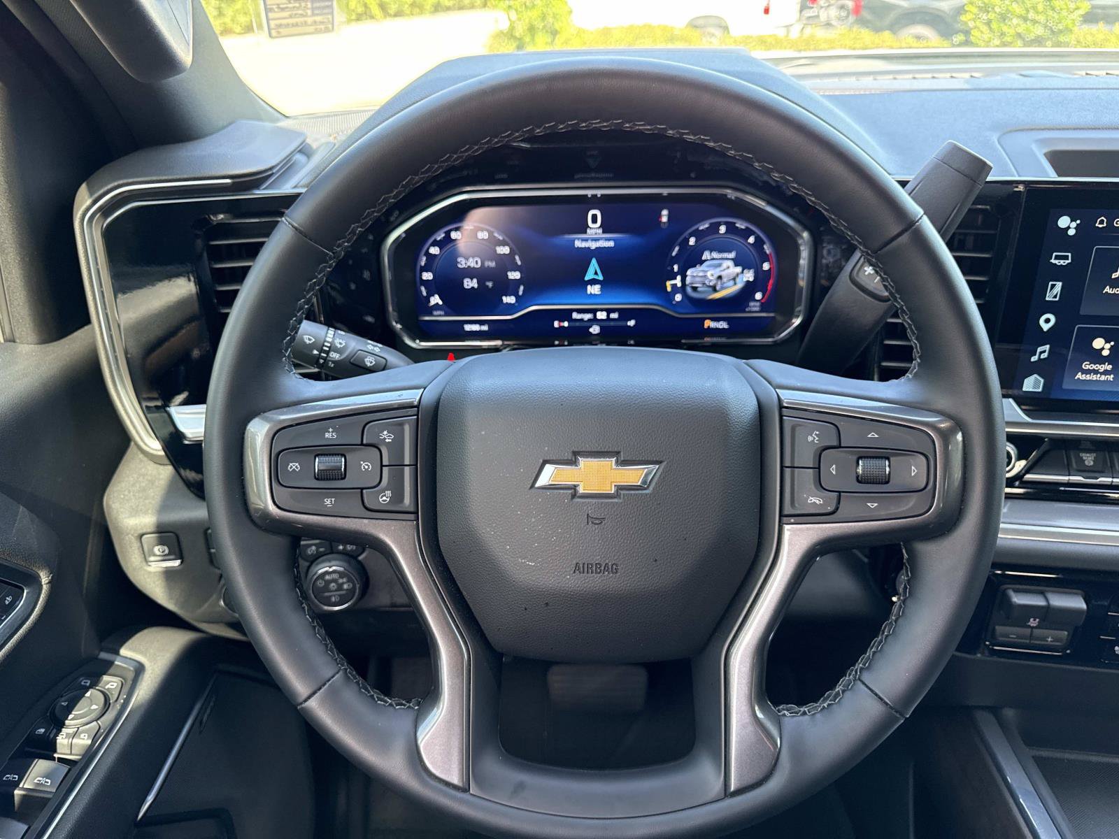 Used 2025 Chevrolet Silverado 2500 High Country w/ High Country Premium Package AWD/4WD image 14