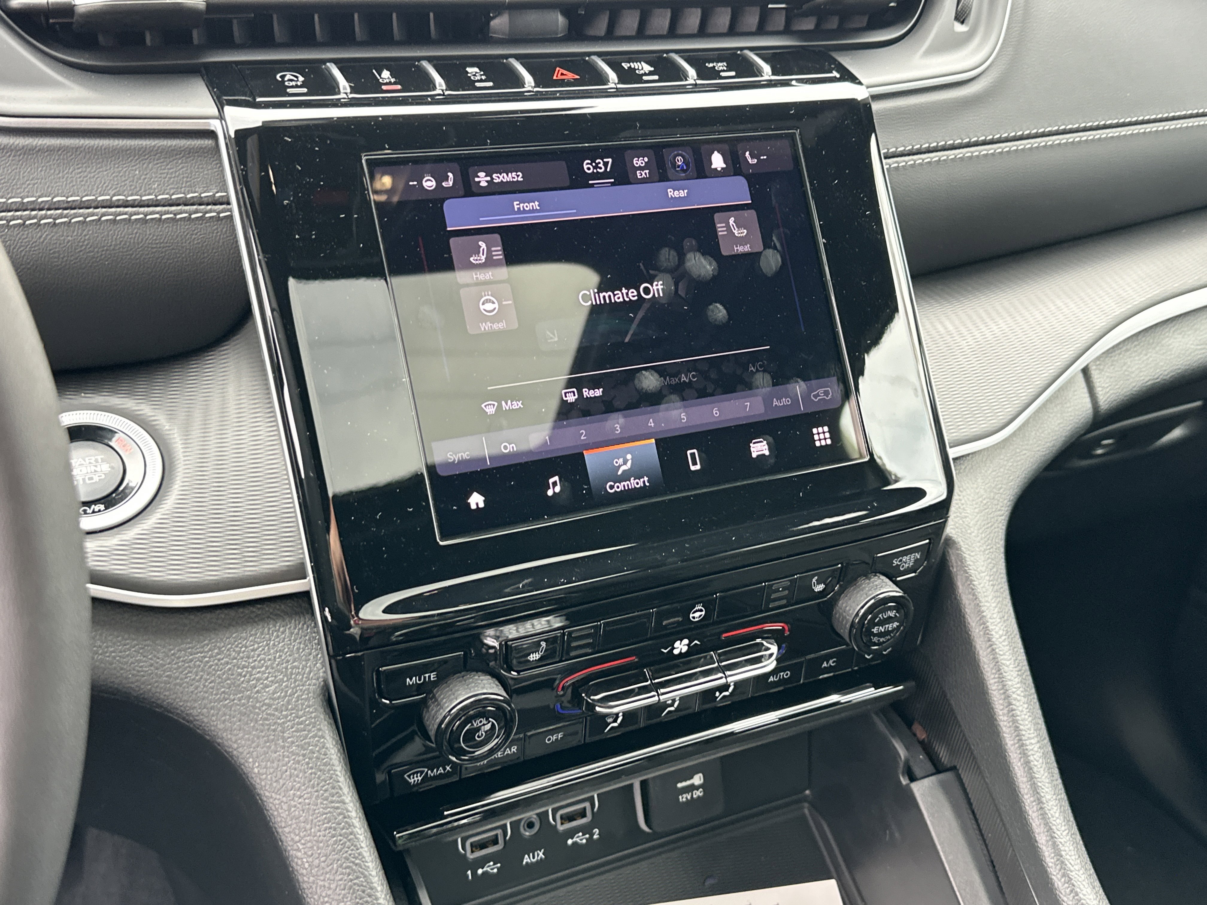 New 2025 Jeep Grand Cherokee L Altitude image 6