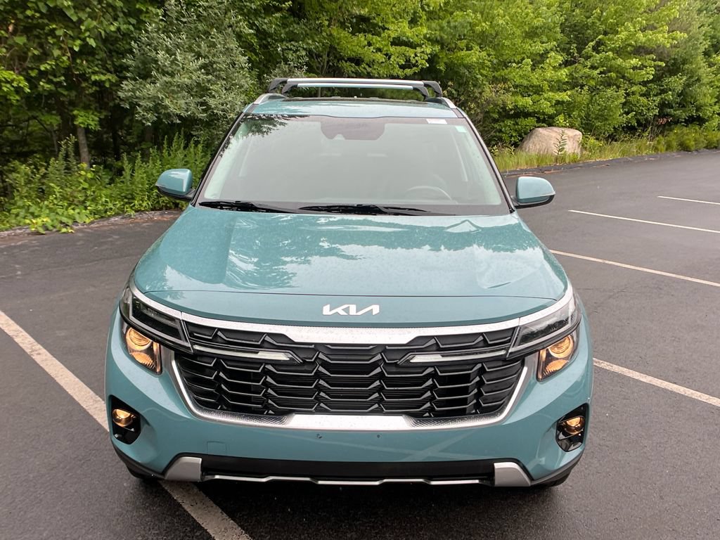 Used 2024 Kia Seltos EX AWD/4WD video 3