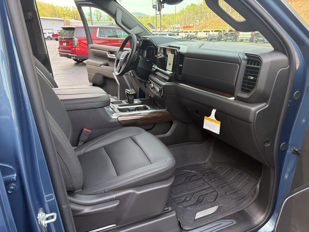 Certified 2026 GMC Sierra 1500 Elevation w/ Elevation Premium Package AWD/4WD image 16