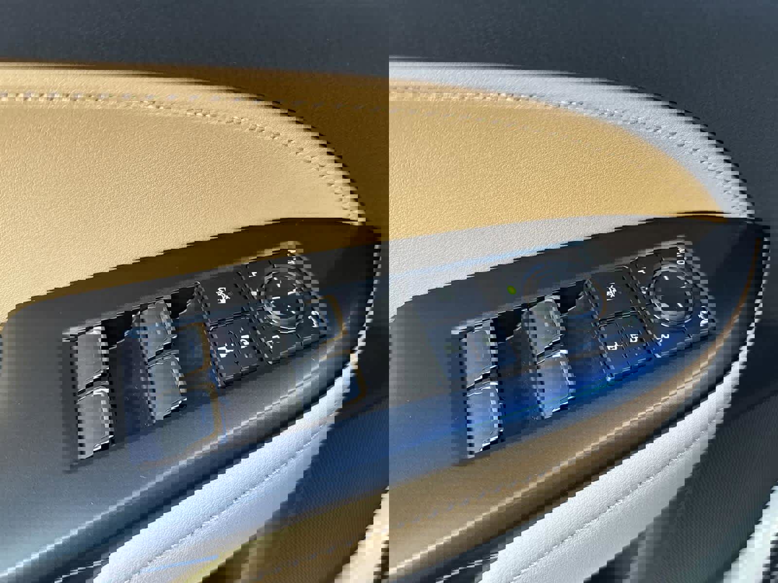 Used 2025 Lexus NX 350 AWD w/ Accessory Package (2T) image 24