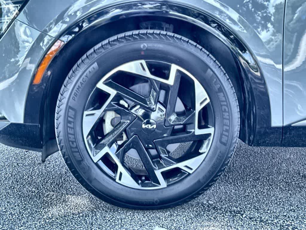 Certified 2024 Kia Sportage SX FWD image 11