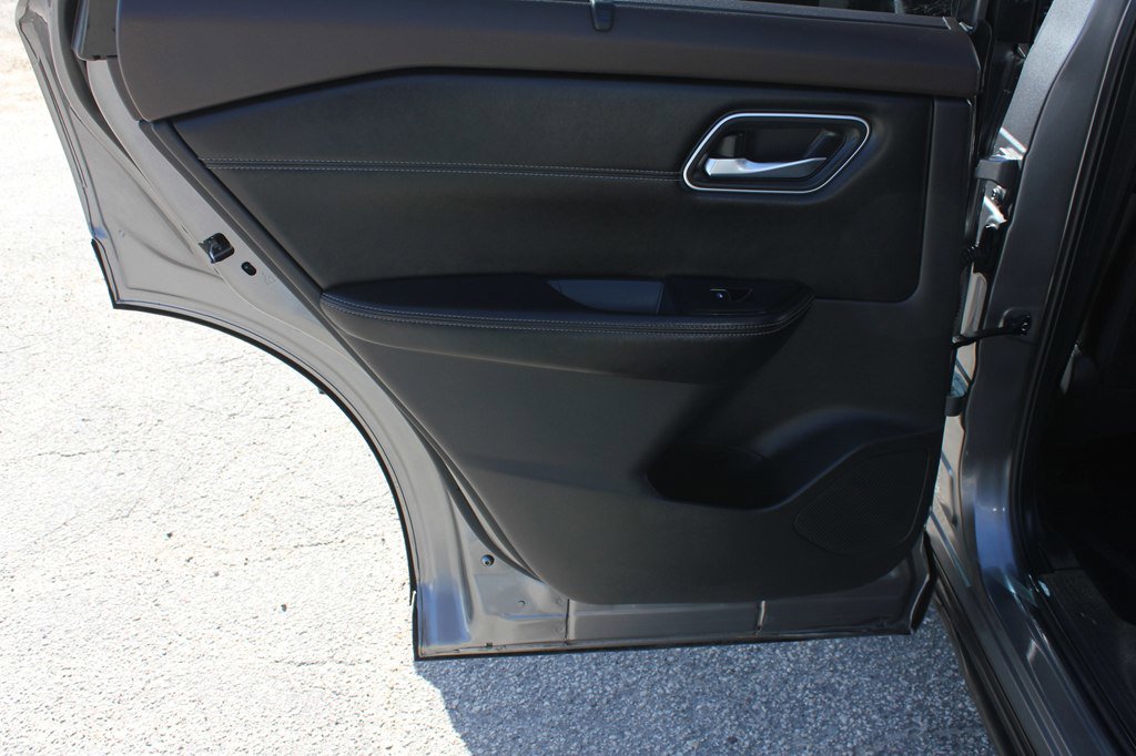 Used 2021 Nissan Rogue Platinum AWD/4WD image 37