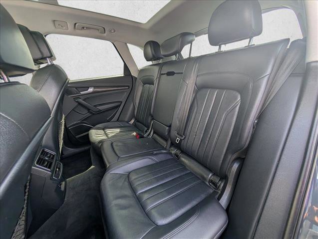 Used 2018 Audi Q5 2.0T Premium Plus w/ Premium Plus Package AWD/4WD image 23