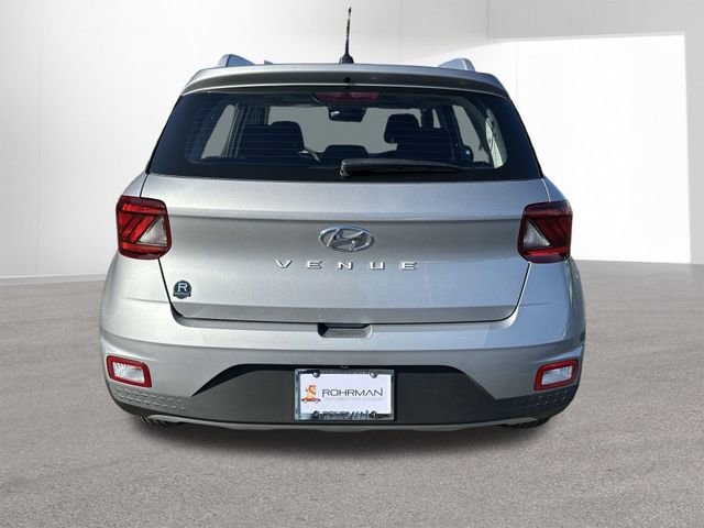 New 2026 Hyundai Venue SEL FWD image 15