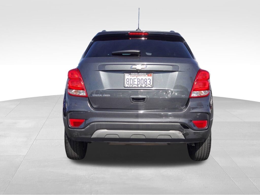 Used 2018 Chevrolet Trax LT w/ LT Convenience Package image 4