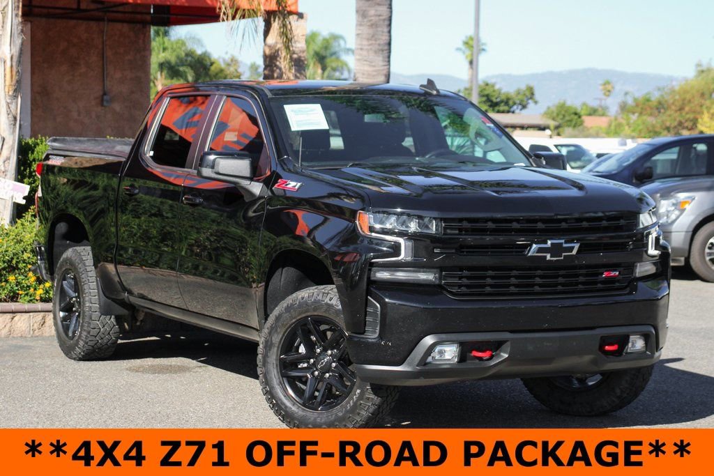Used 2021 Chevrolet Silverado 1500 LT Trail Boss w/ Bed Protection Package AWD/4WD image 2